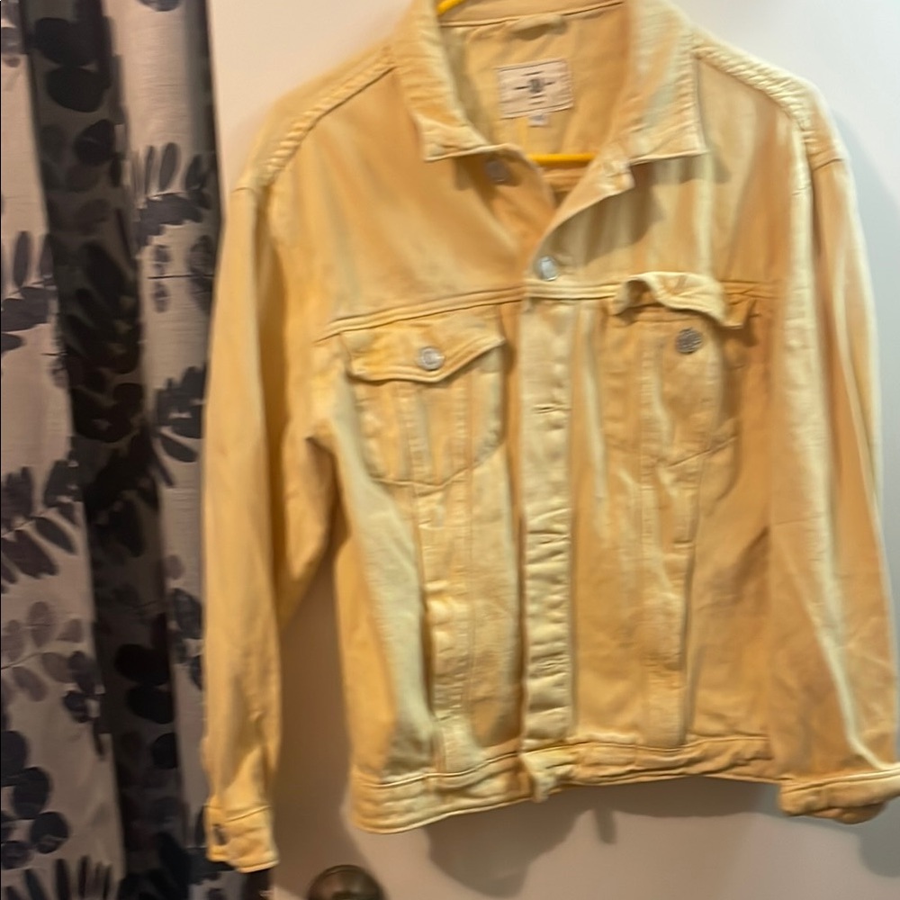 Casual Light Yellow Denim Jacket